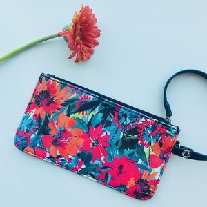 flowery zipper wristlet